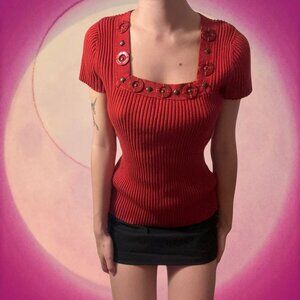 Red REQ Ribbed Knit-Cable Short Sleeve Decorated Top